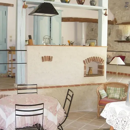 Maison Avec Piscine Partagee A Nyaraló Montaigu-de-Quercy