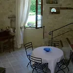 Holiday home Maison Avec Piscine Partagee A Montaigu-de-Quercy