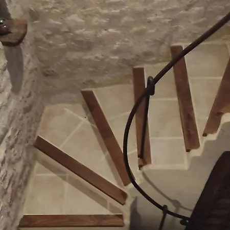 Maison Avec Piscine Partagee A *